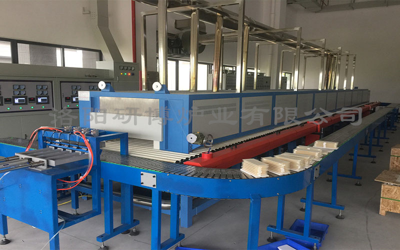 全自動(dòng)輥道窯